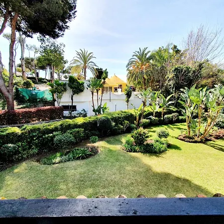 Miraflores Town * Sitio de Calahonda
